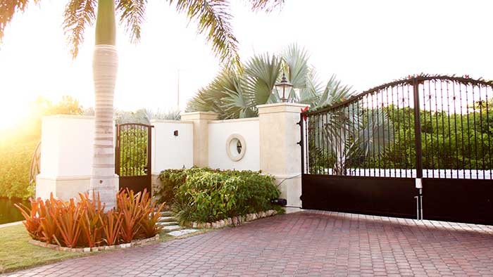 gates-design-and-installation-in-cayman-islands-image36