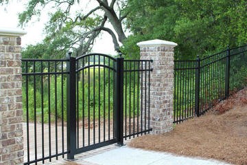 metal-fencing-design-and-installation-in-cayman-islands-imag