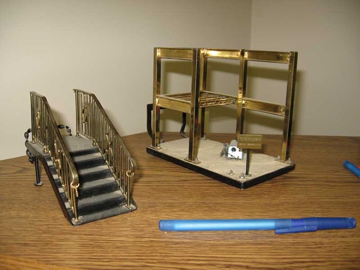 Decorative & Fine Art Pieces 12